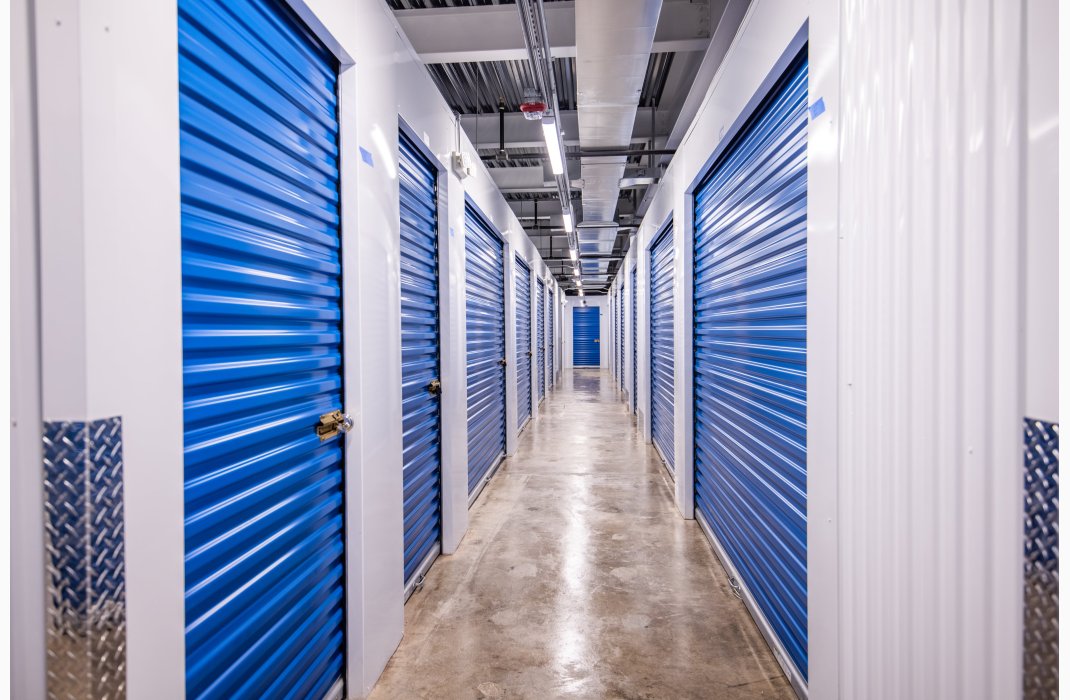 Hawaiʻi Self Storage - Iwilei