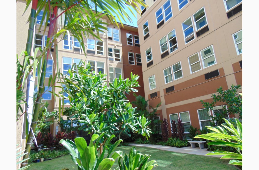 The Plaza at Pearl City MW Group, Ltd. Honolulu, Hawaii Real Estate